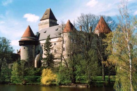 Hrad Heidenreichstein - Bontour