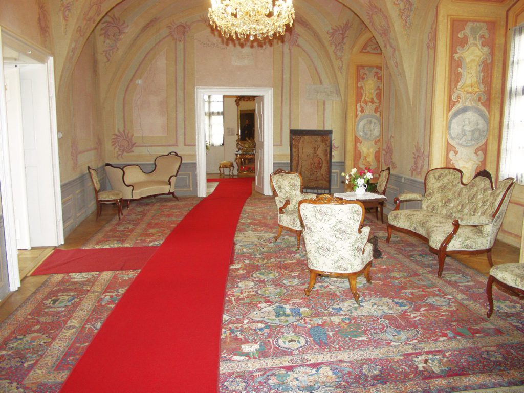Hrad Malenovice - Bontour