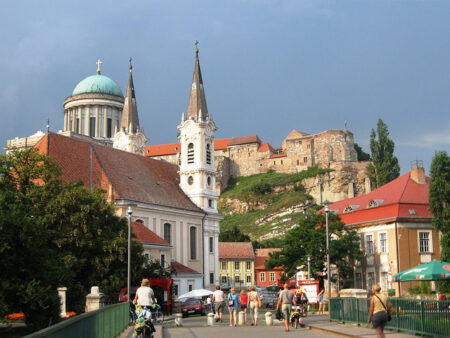 Ostřihom - Bontour