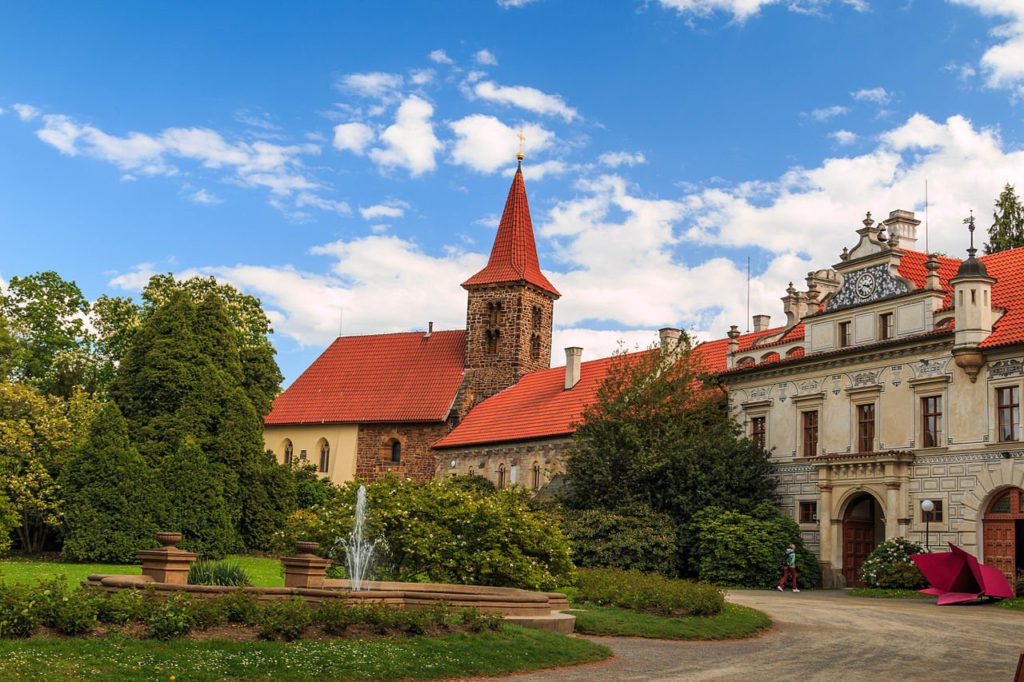 Průhonice - Bontour