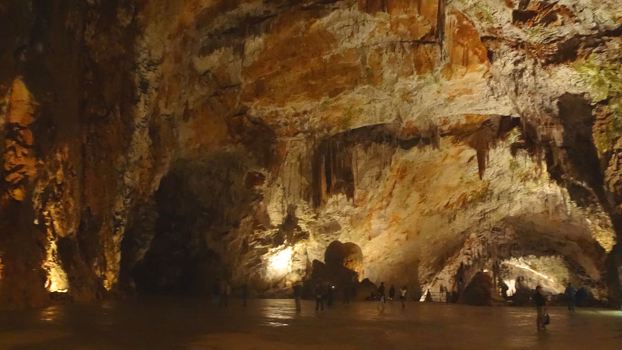 Postojna – Bontour