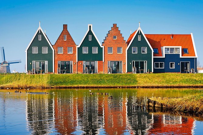 Volendam - Bontour