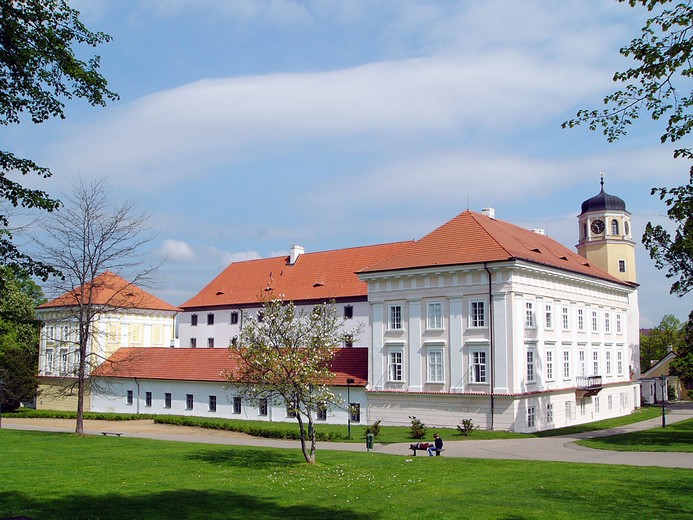 Zámek Vlašim - Bontour